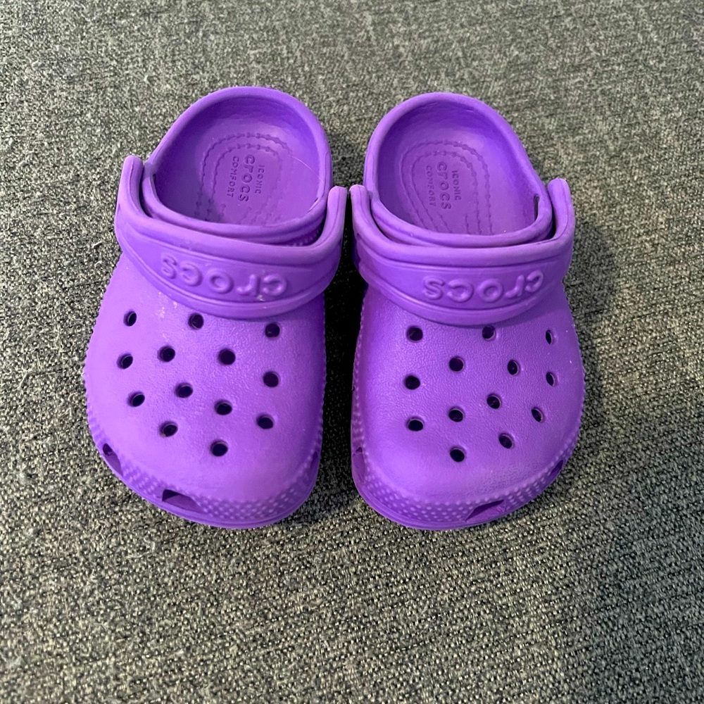 Toddler Purple Crocs